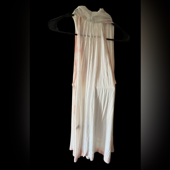 POL Sleeveless Top - Picture 2 of 3